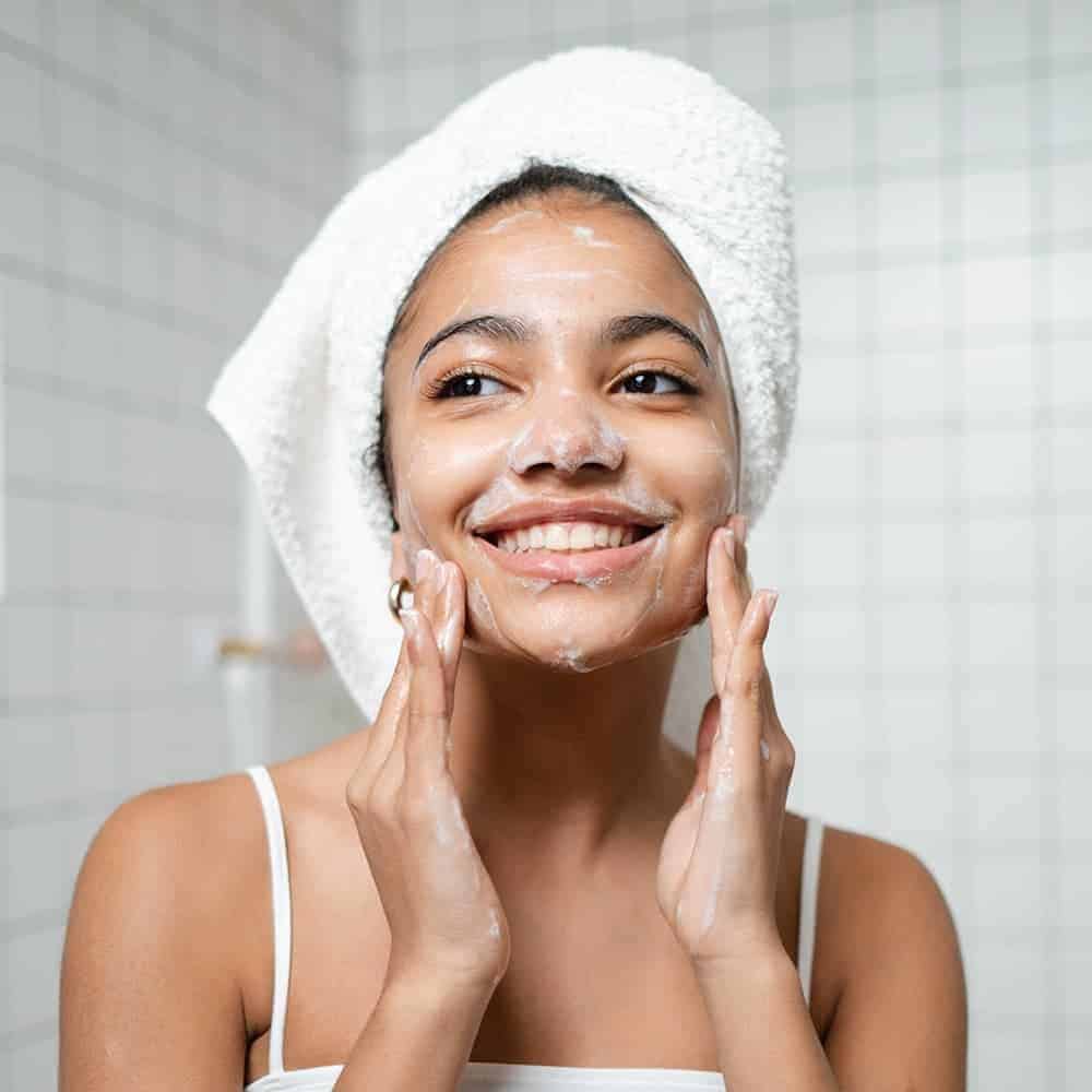 Keys to a Simple Skincare Routine 2 pexels ron lach 8142196