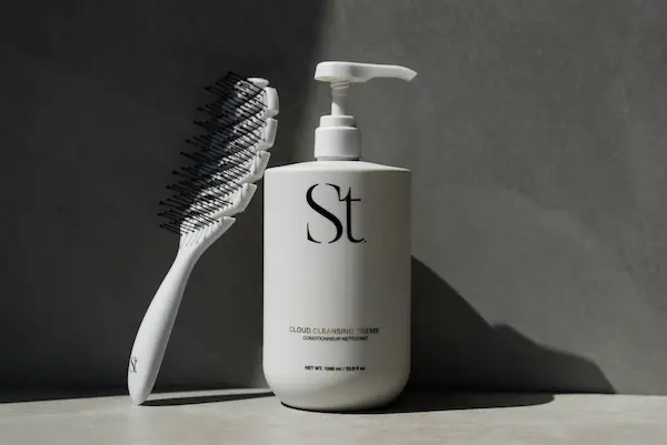 Cloud Cleansing Creme and Detangle Brush