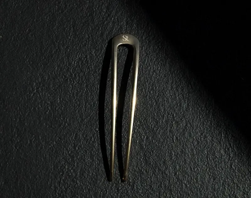 Seint hair pin